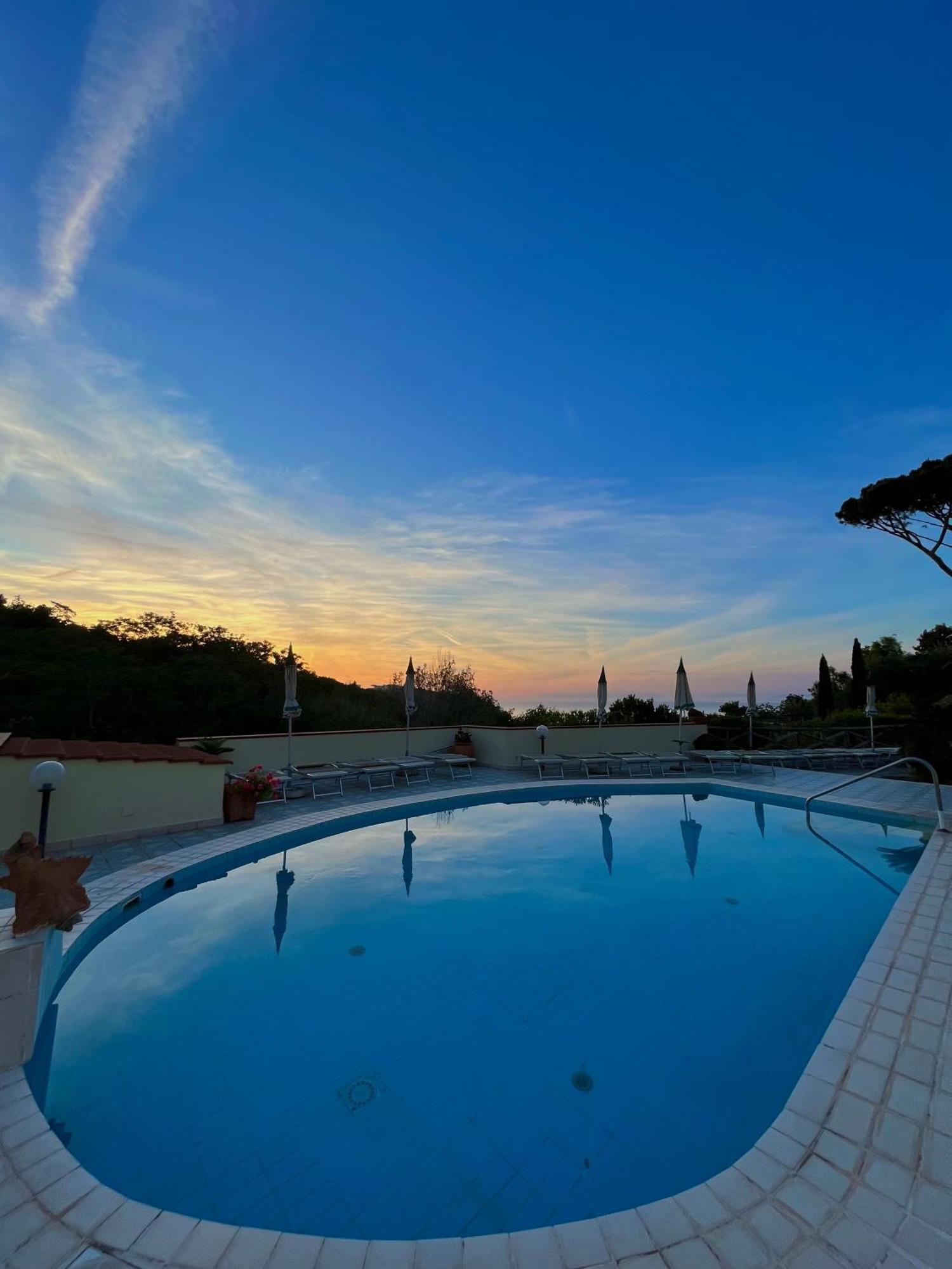 Resort Villa Flavio Casamicciola Terme Bagian luar foto