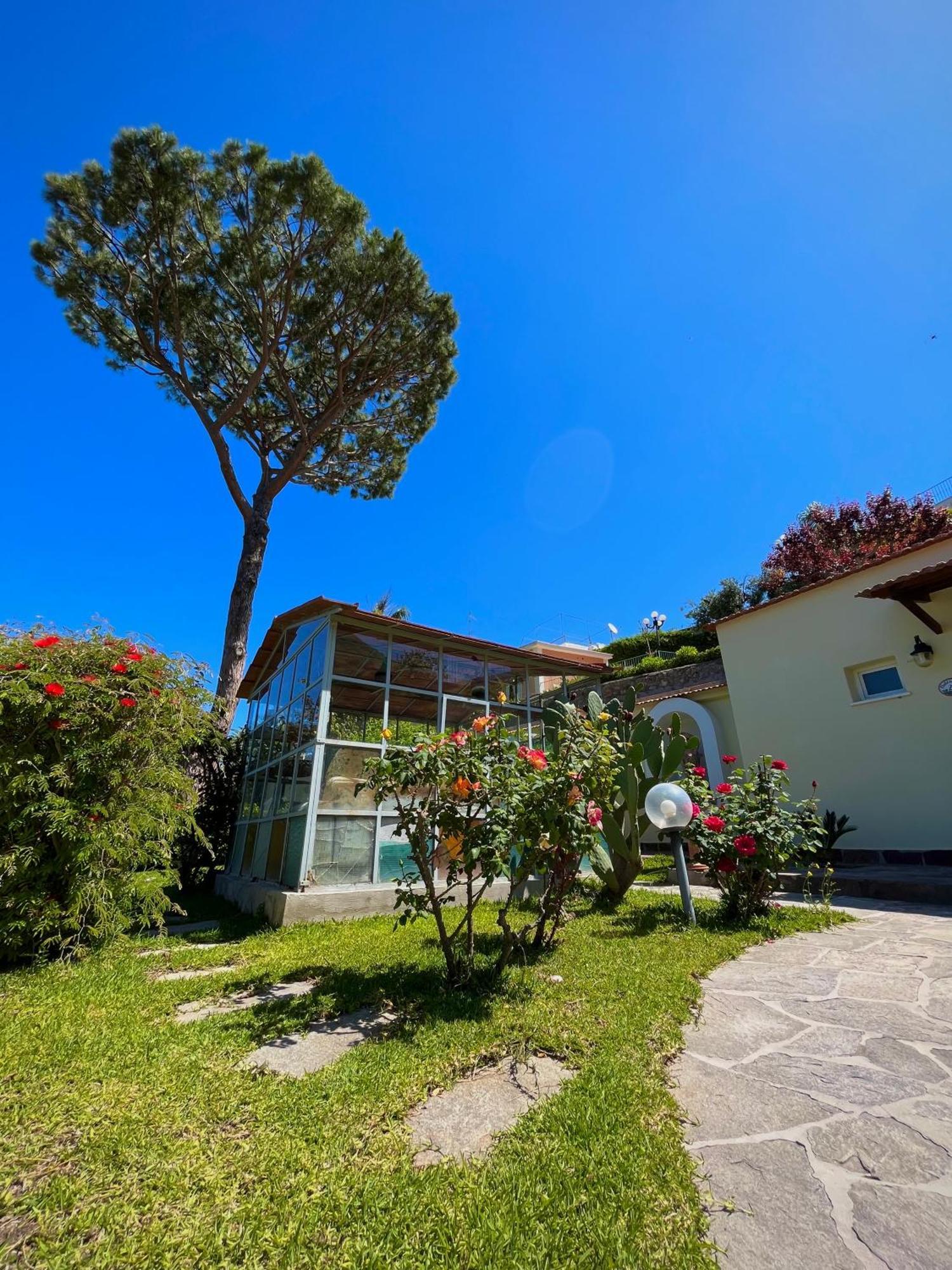 Resort Villa Flavio Casamicciola Terme Bagian luar foto